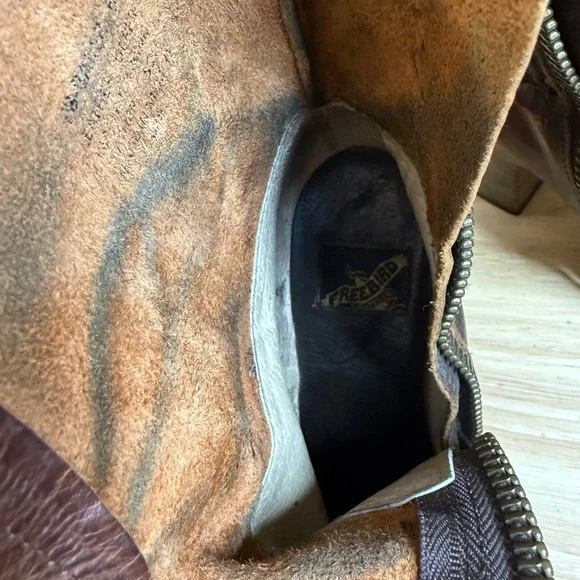 FREEBIRD Women’s Baker Buckle Strap Boots - Picture 11 of 13